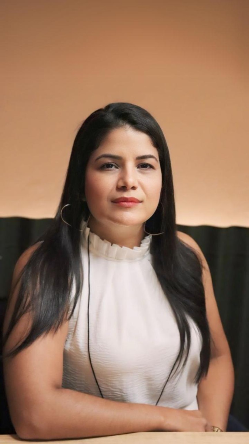 Raquel Santana, Despachante Imobiliária e Corretora de Imóveis